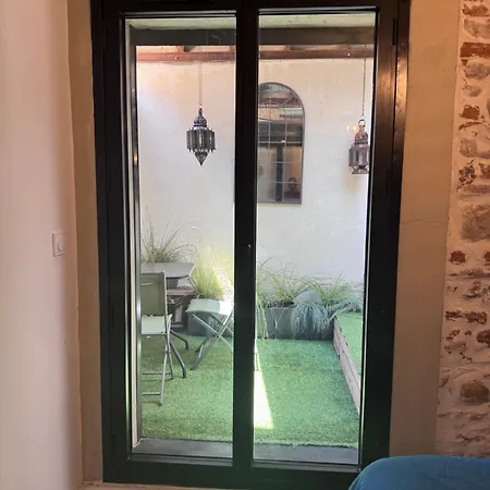 La Casa D'indie Bed & Breakfast