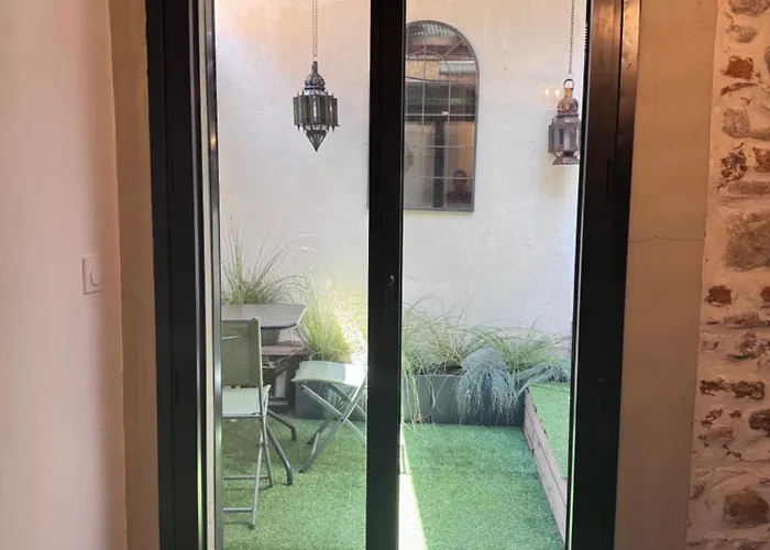 La Casa D'indie Bed & Breakfast